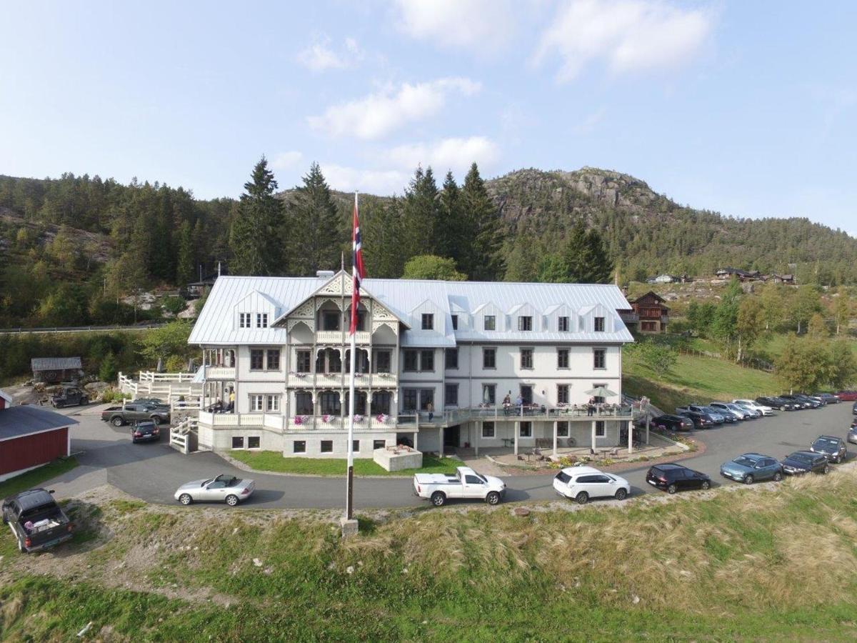 Hotell Eikerapen Gjestegard Aseral Fossdal Bagian luar foto